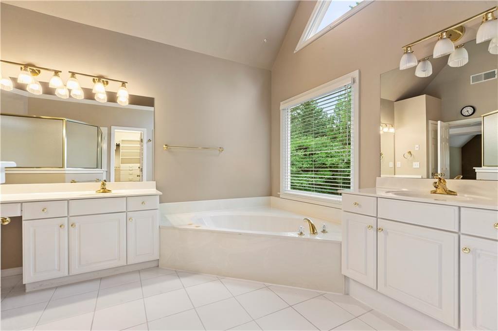 915 Summer Wind Place