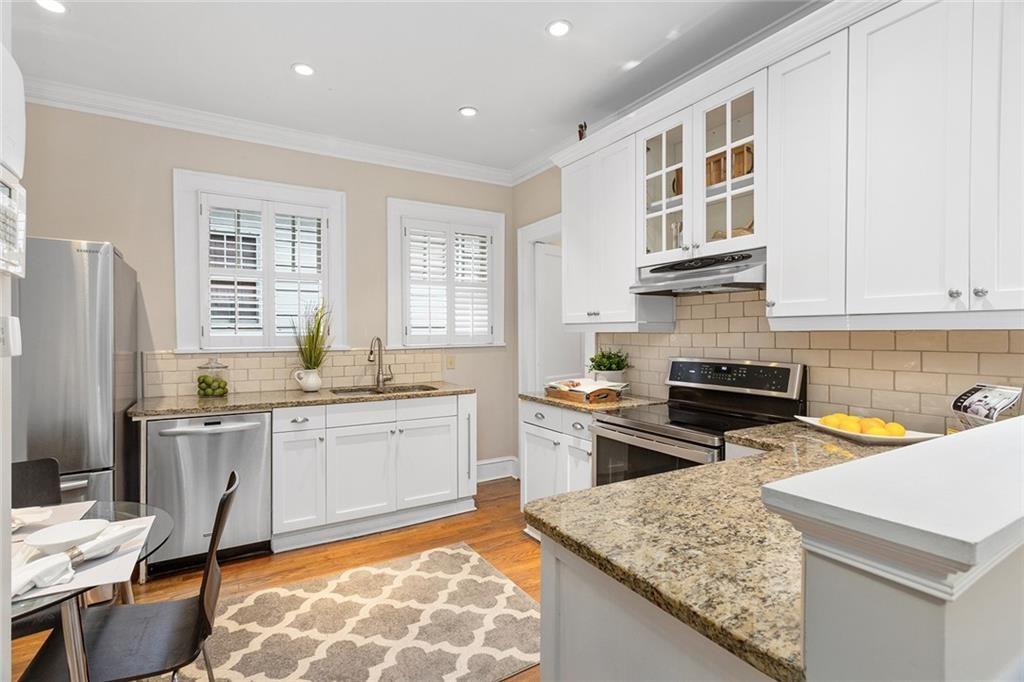 638 Cooledge Avenue NE