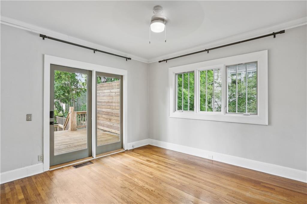 638 Cooledge Avenue NE