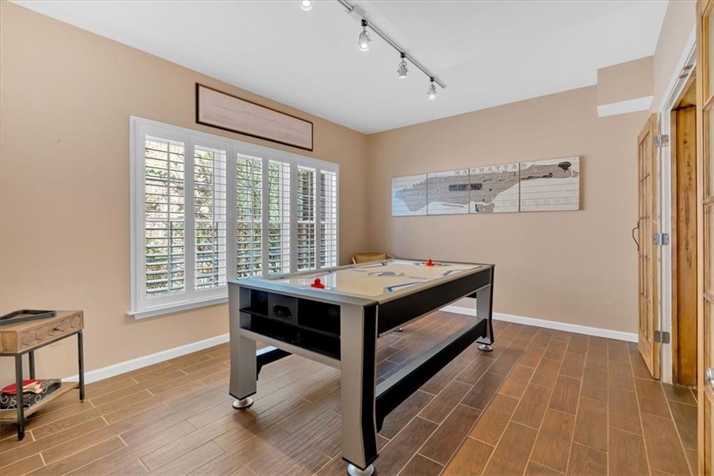 3509 Ivy Manor Road SE