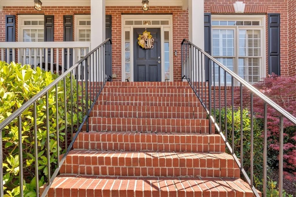 3509 Ivy Manor Road SE