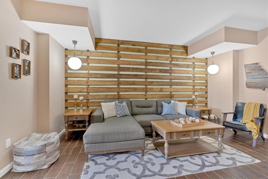 3509 Ivy Manor Road SE