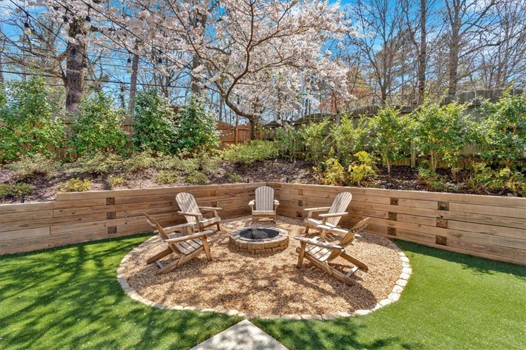 3509 Ivy Manor Road SE