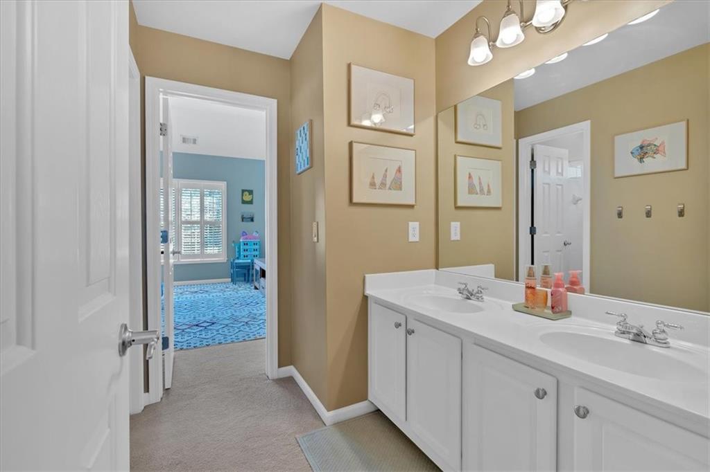 3509 Ivy Manor Road SE