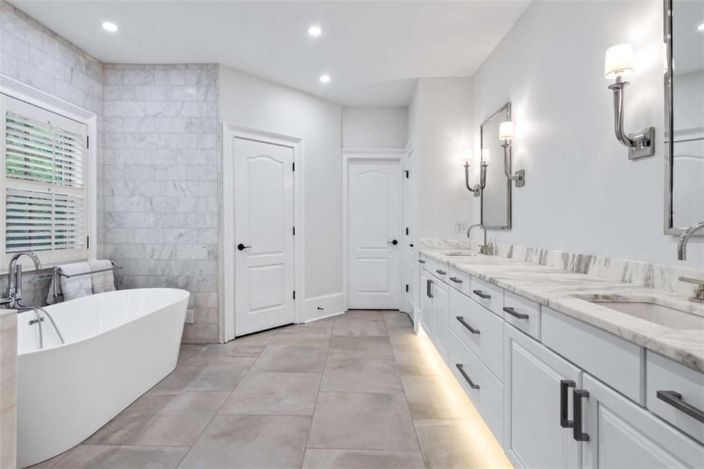 325 Valley Brook Way