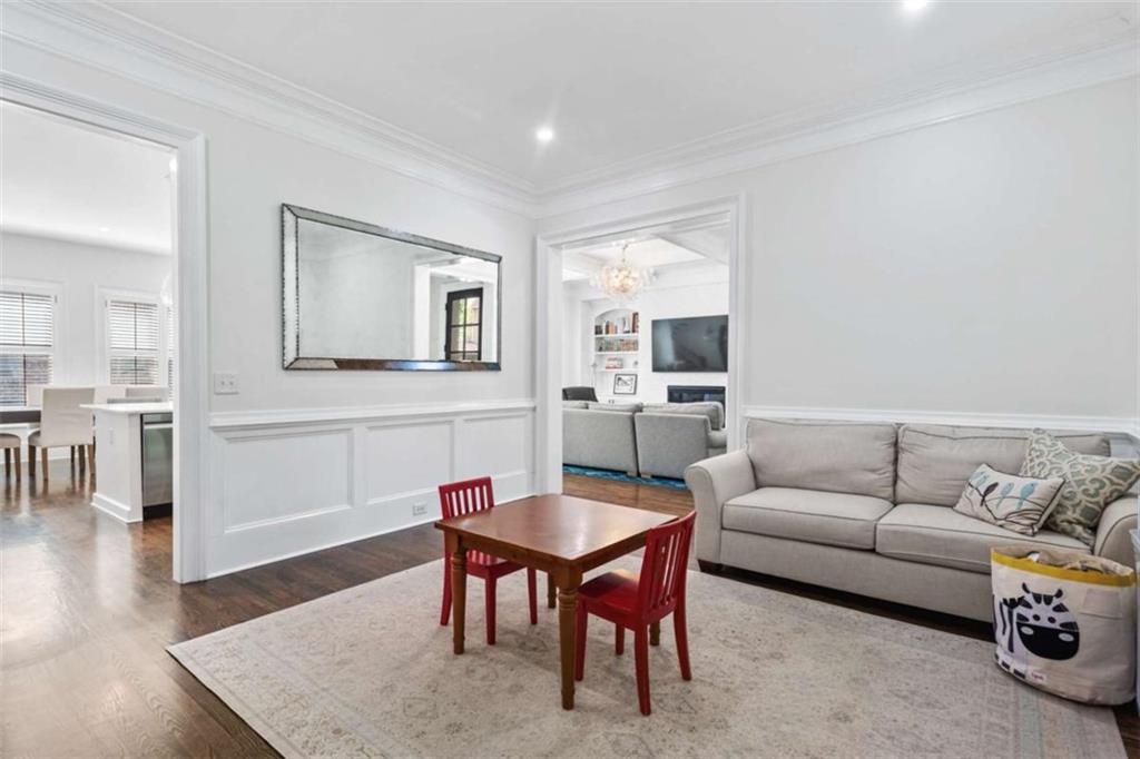 325 Valley Brook Way