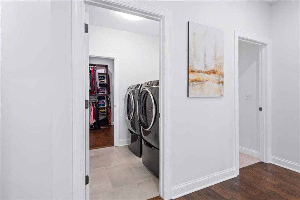 325 Valley Brook Way