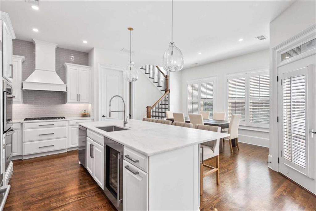 325 Valley Brook Way