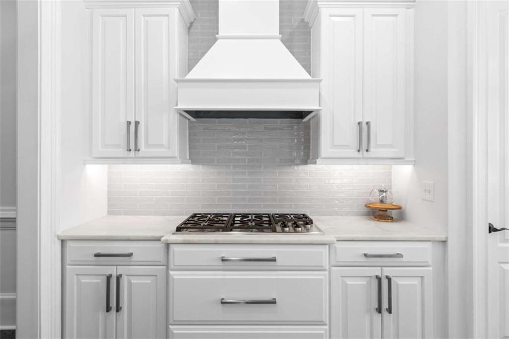 325 Valley Brook Way