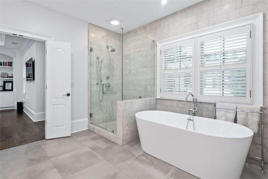 325 Valley Brook Way