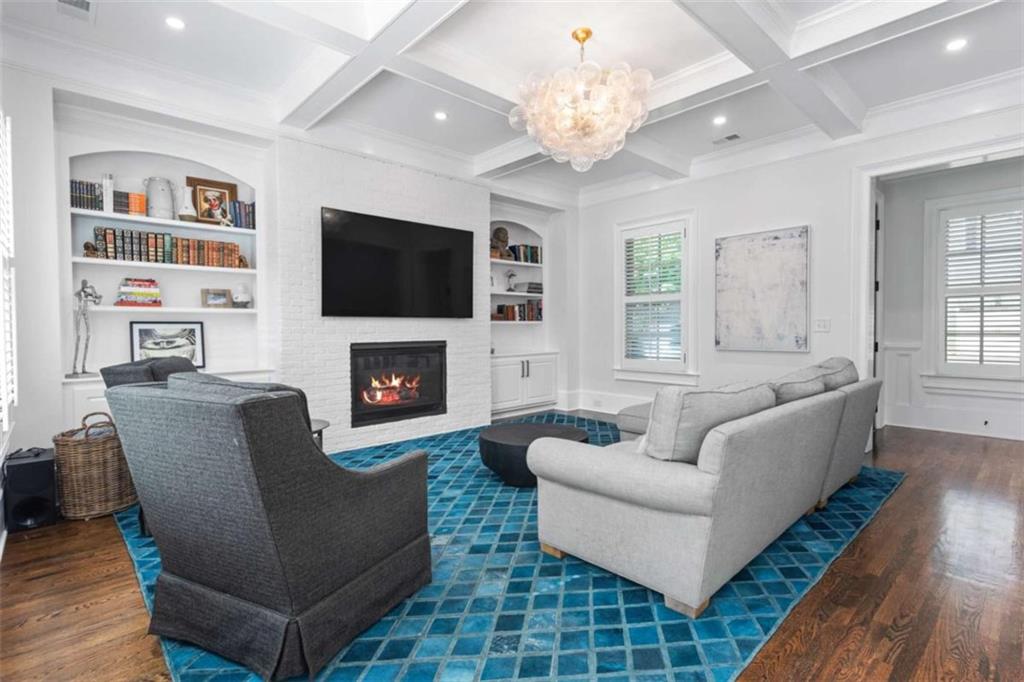 325 Valley Brook Way