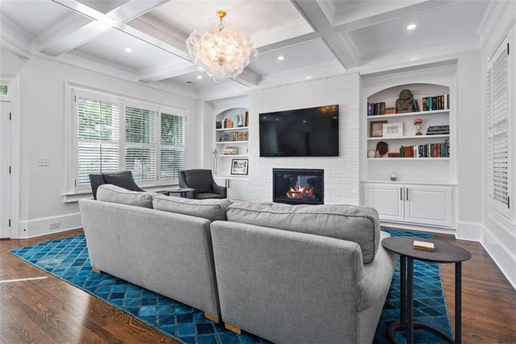 325 Valley Brook Way