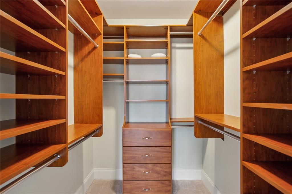 4100 Paces Walk SE Unit 2309