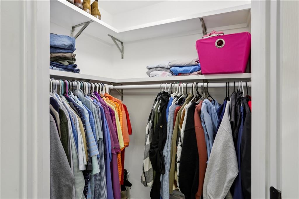 1865 Lochlomand Lane SE