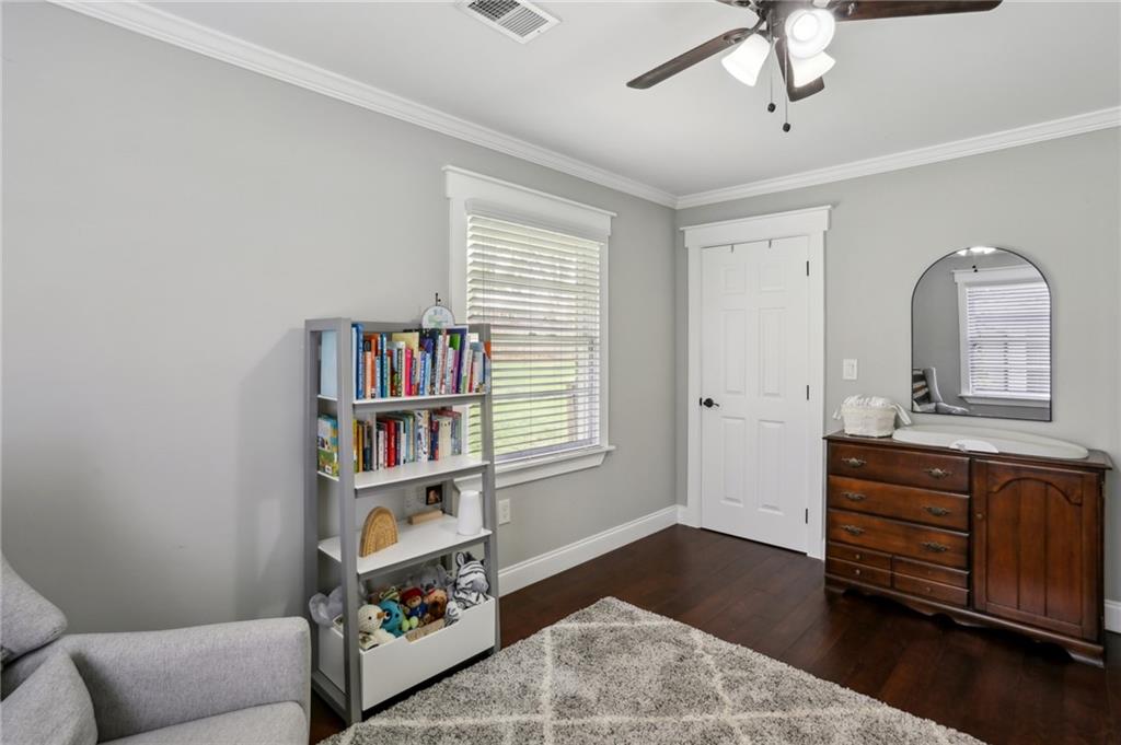 1865 Lochlomand Lane SE