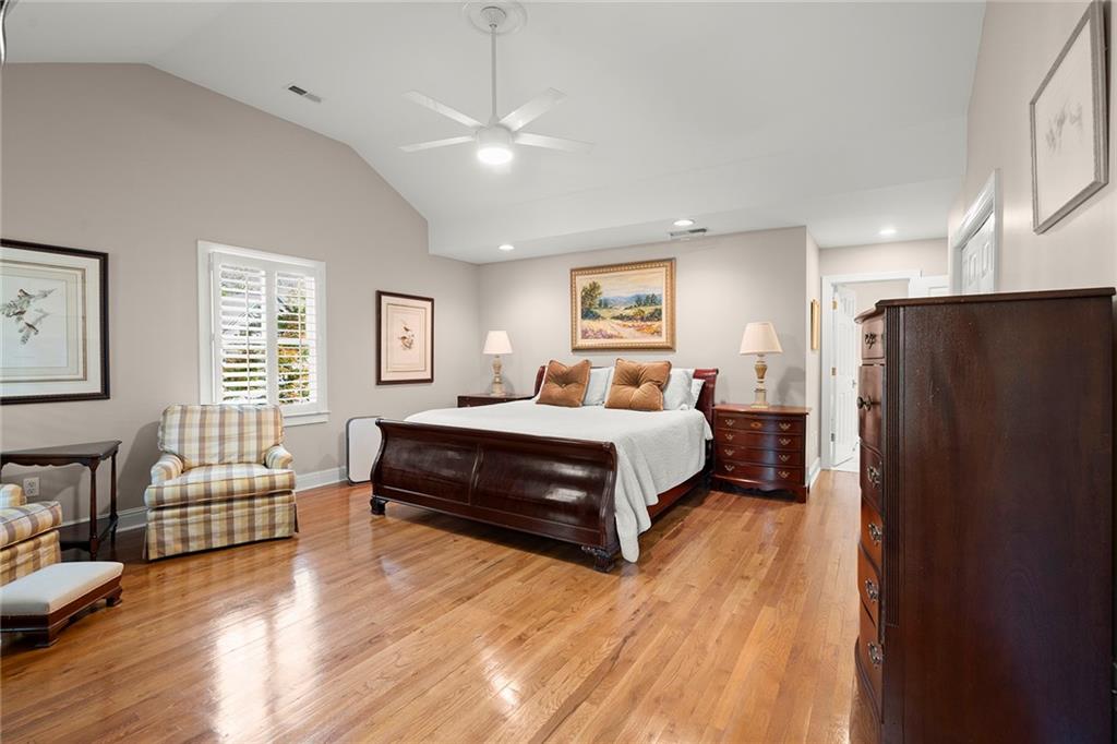 5515 Cross Gate Court