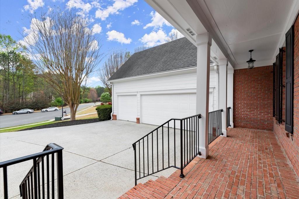 65 Oakhurst Leaf Drive