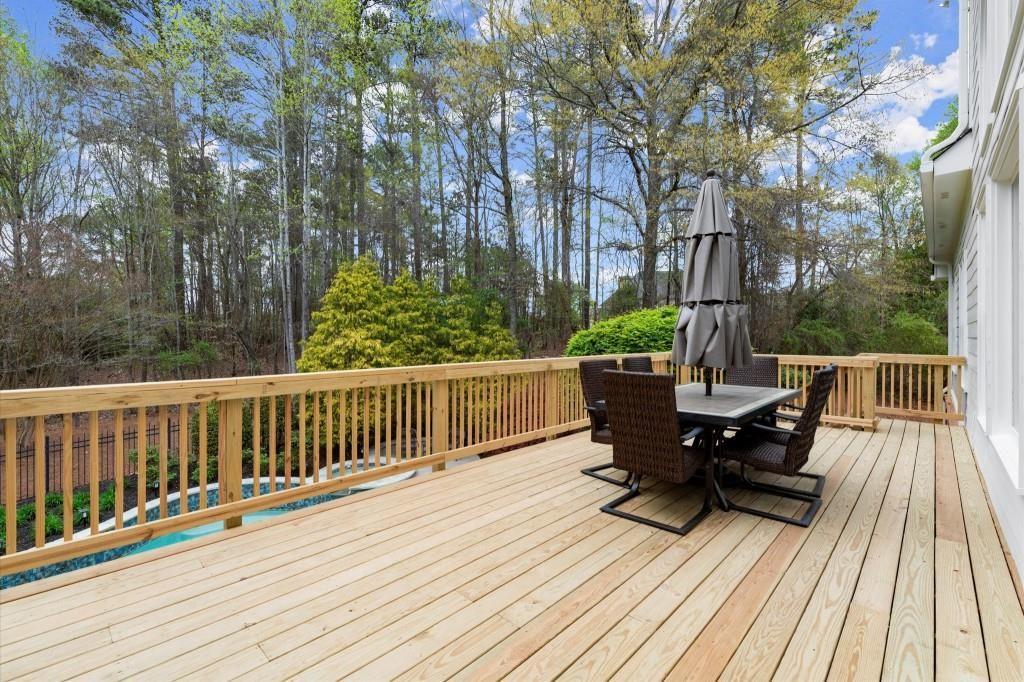 65 Oakhurst Leaf Drive