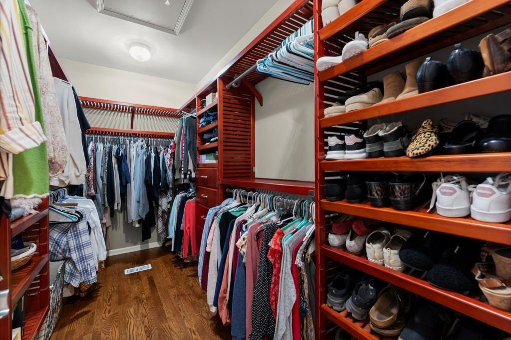 65 Oakhurst Leaf Drive