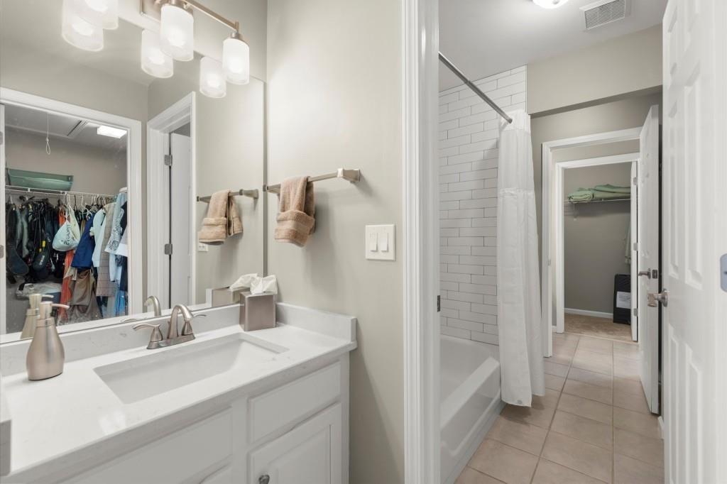 65 Oakhurst Leaf Drive