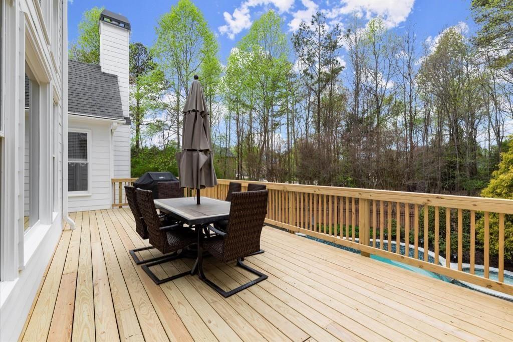 65 Oakhurst Leaf Drive