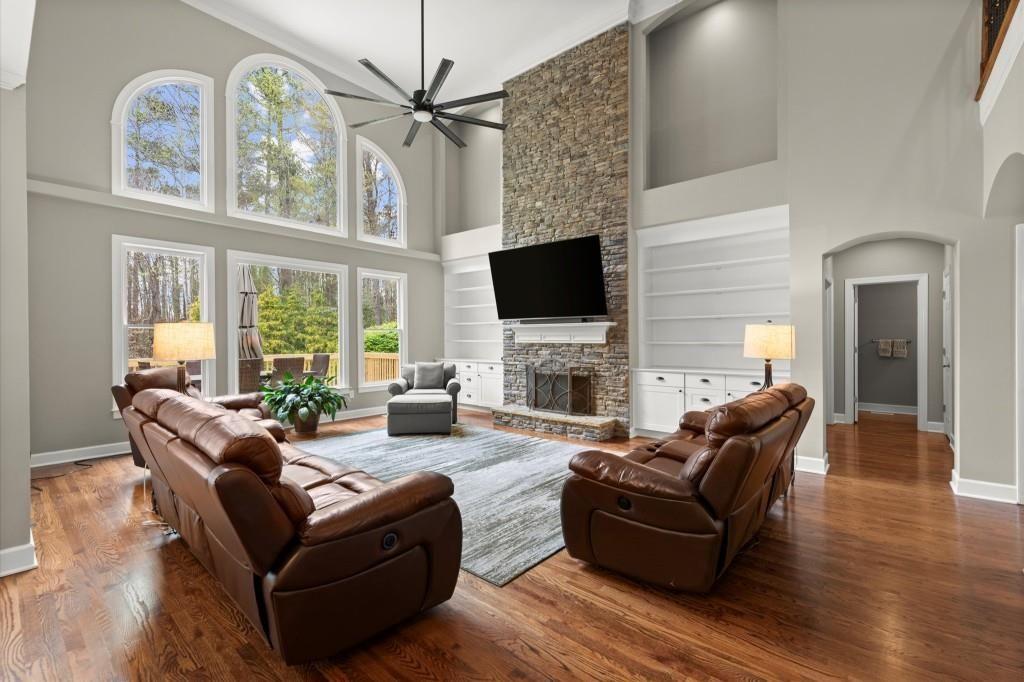 65 Oakhurst Leaf Drive