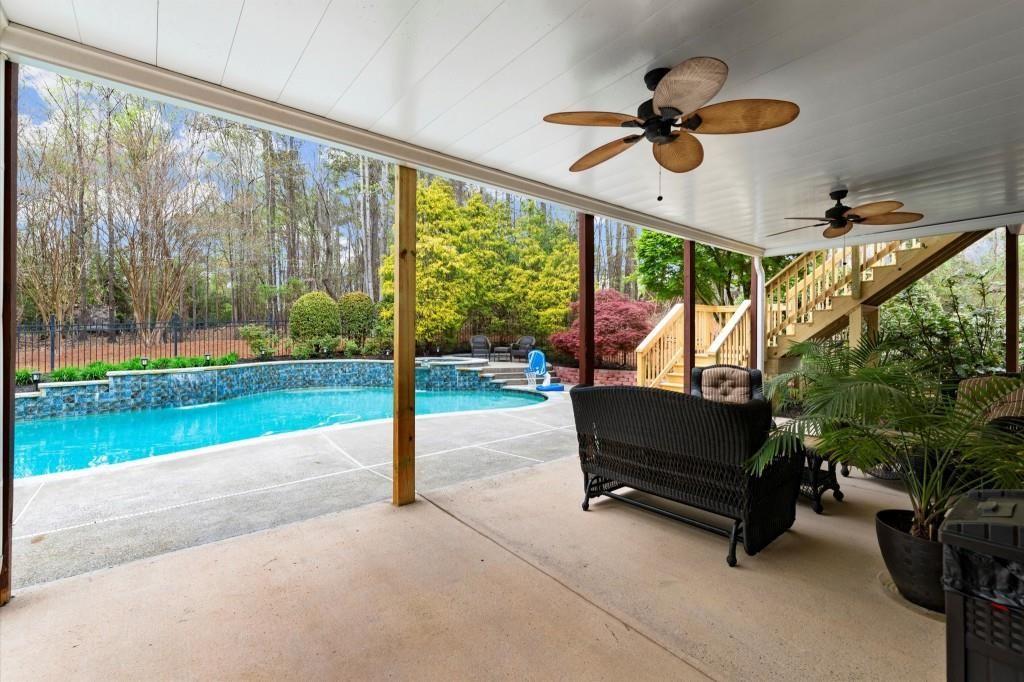 65 Oakhurst Leaf Drive