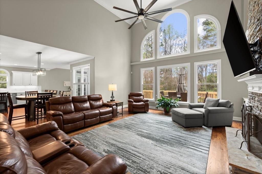 65 Oakhurst Leaf Drive