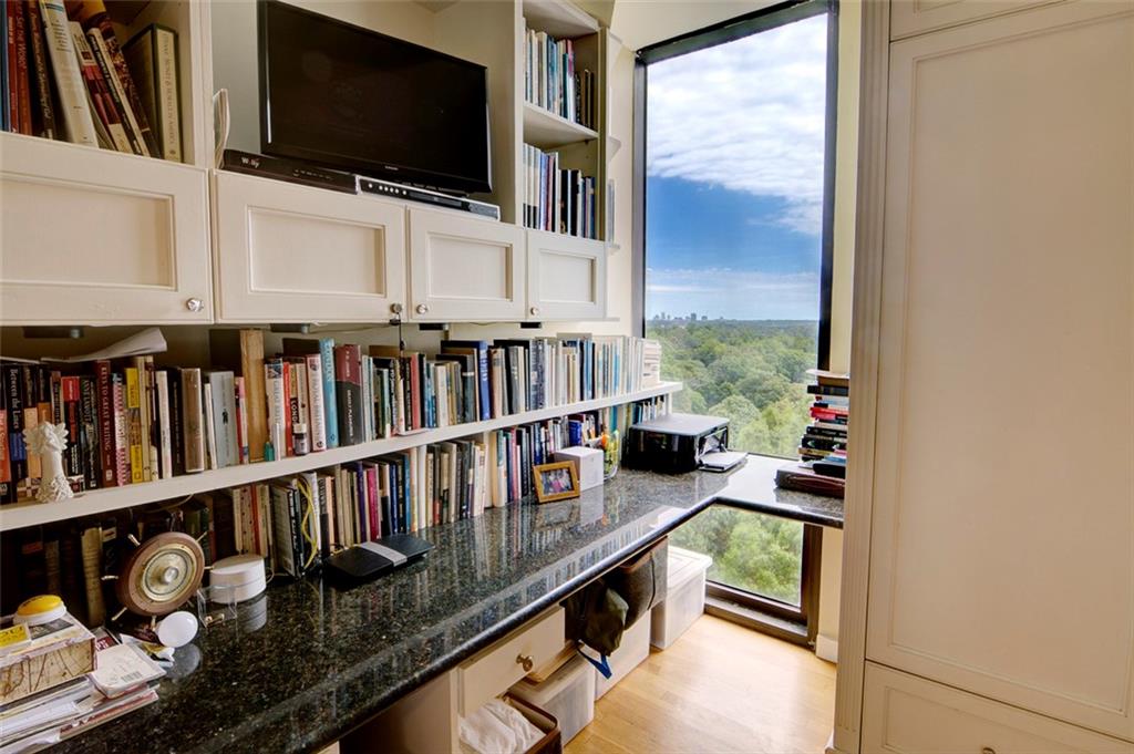 145 15th Street NE Unit 1015