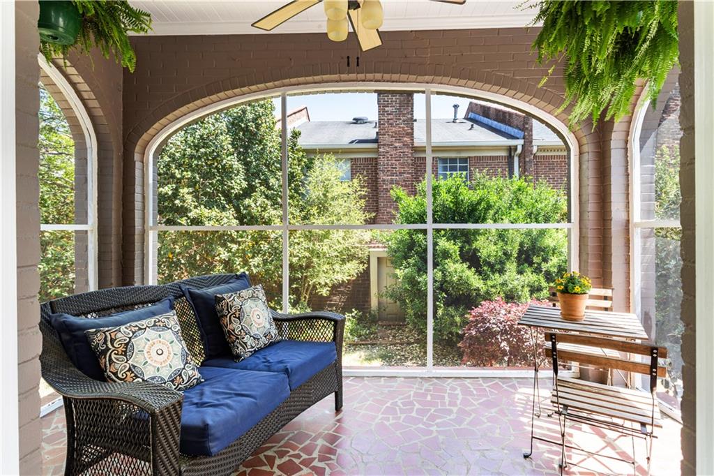 812 E Ponce De Leon Avenue