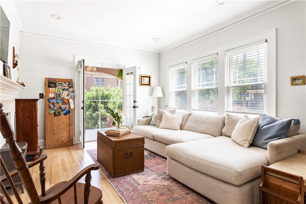 812 E Ponce De Leon Avenue