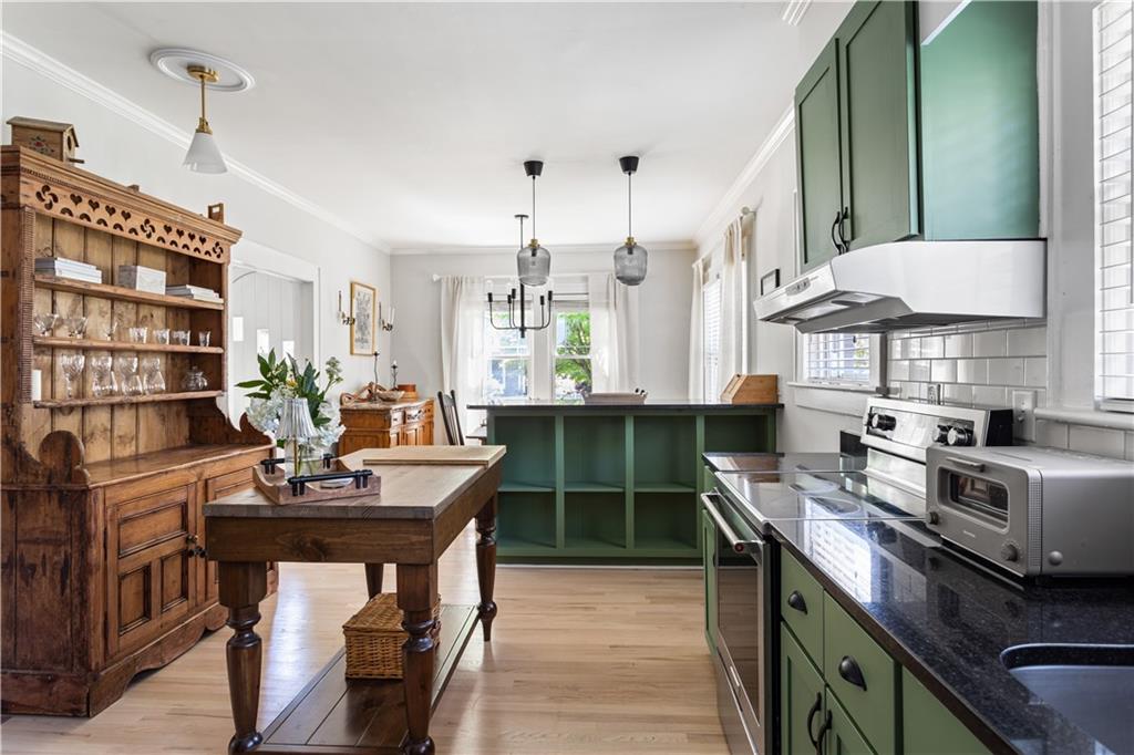 812 E Ponce De Leon Avenue