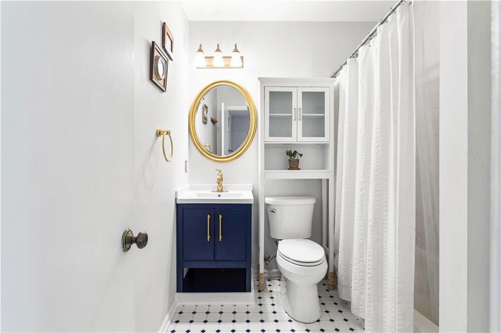 812 E Ponce De Leon Avenue