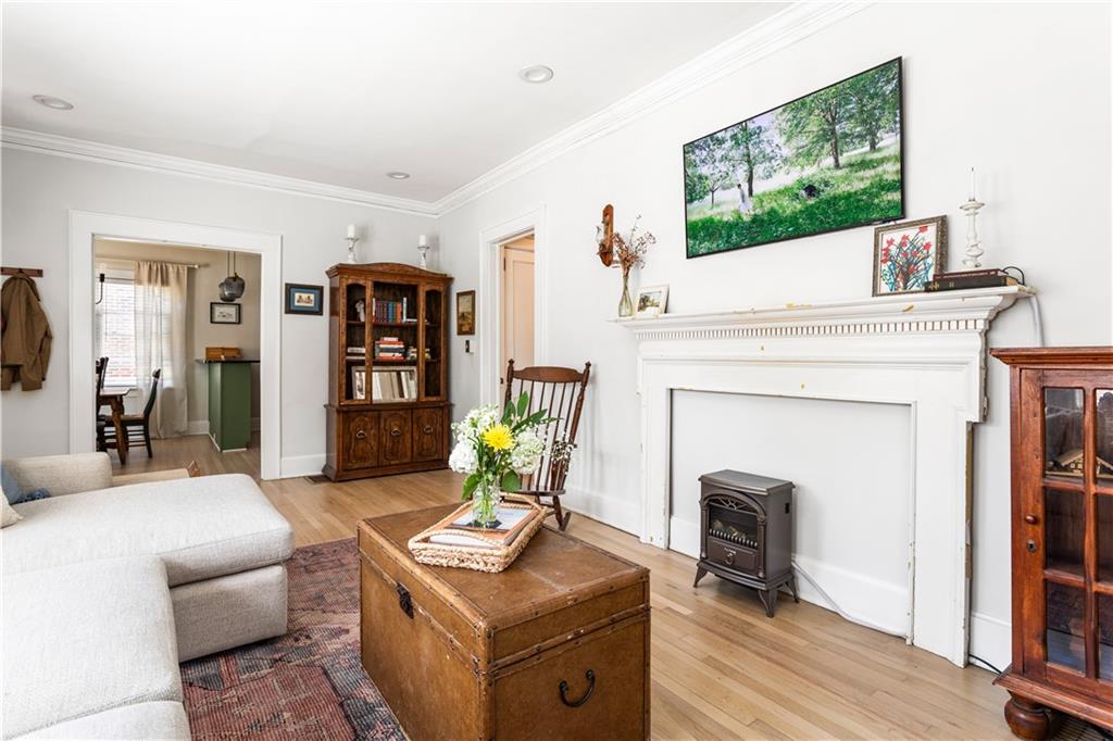 812 E Ponce De Leon Avenue