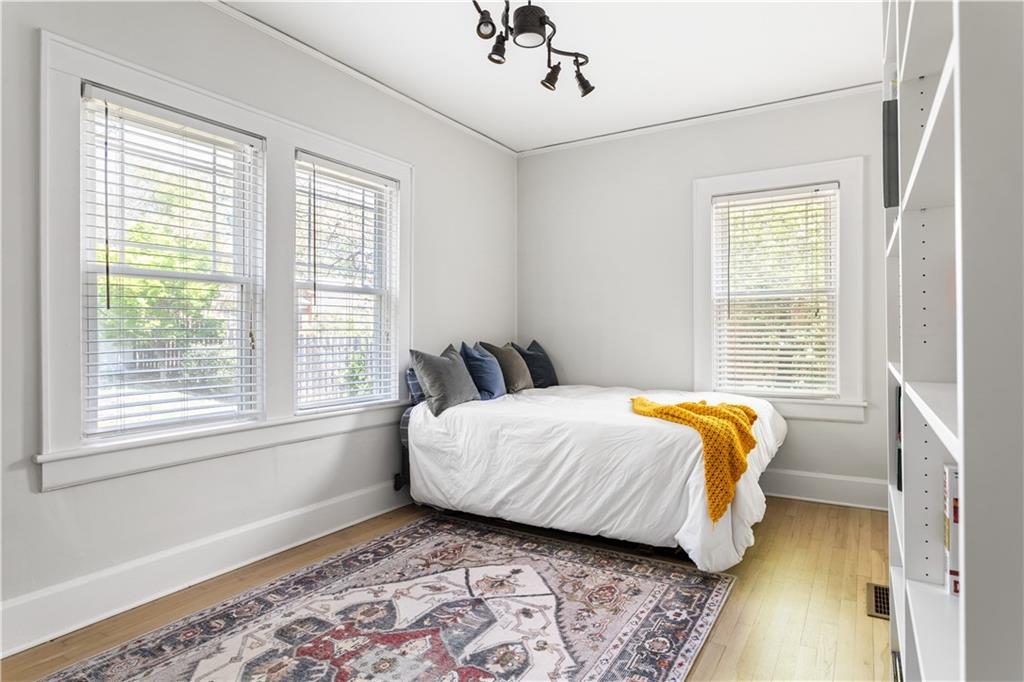 812 E Ponce De Leon Avenue