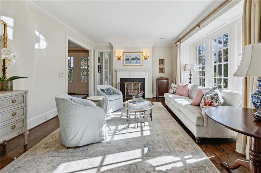 3114 Peachtree Drive NE