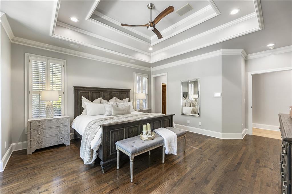 535 Laurel Oaks Lane