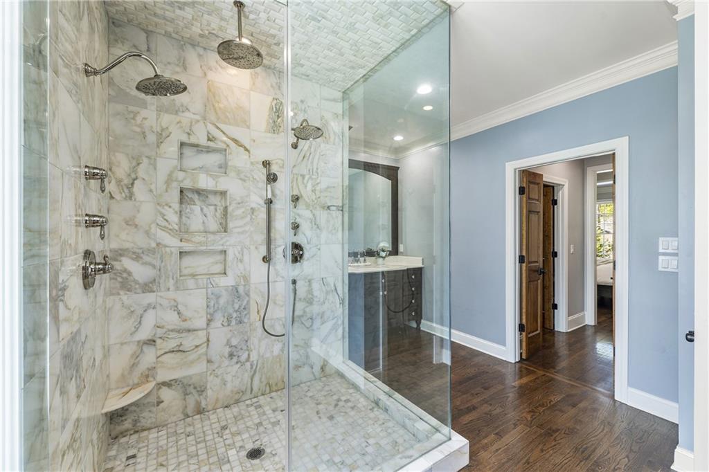 535 Laurel Oaks Lane