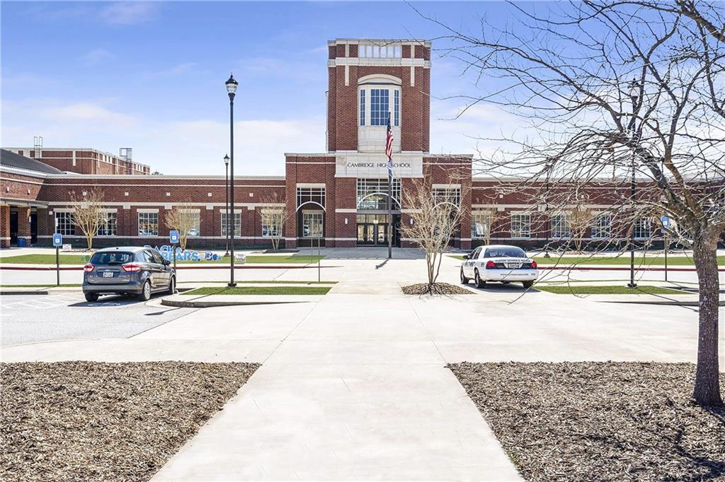 535 Laurel Oaks Lane