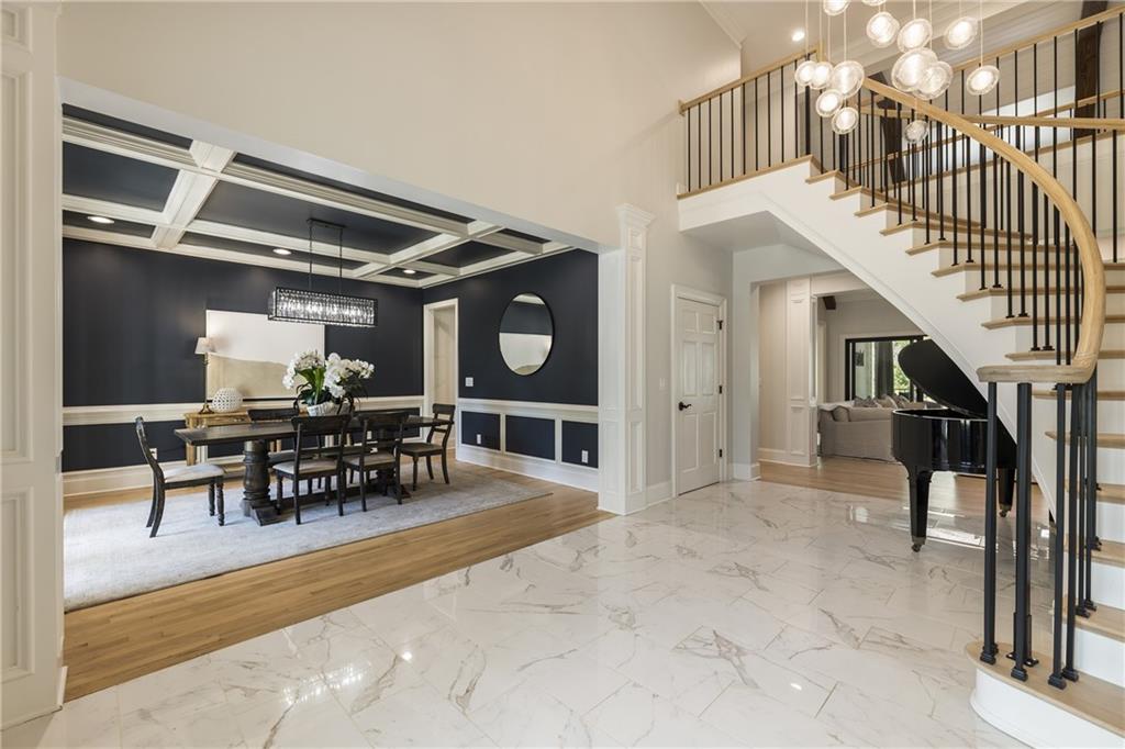 535 Laurel Oaks Lane