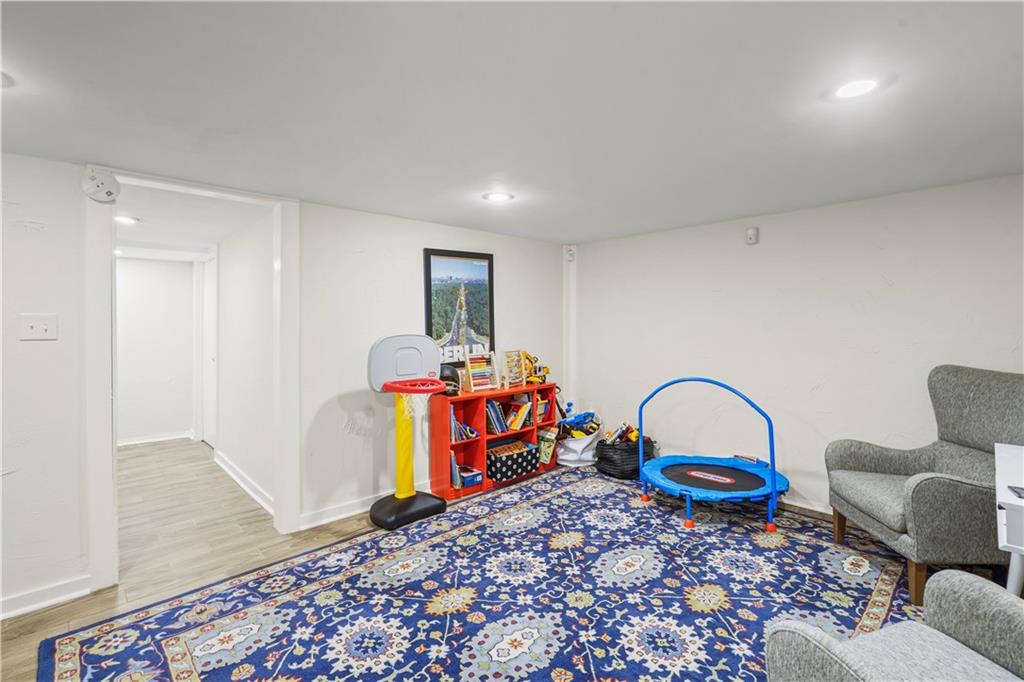 3562 Sunderland Circle NE