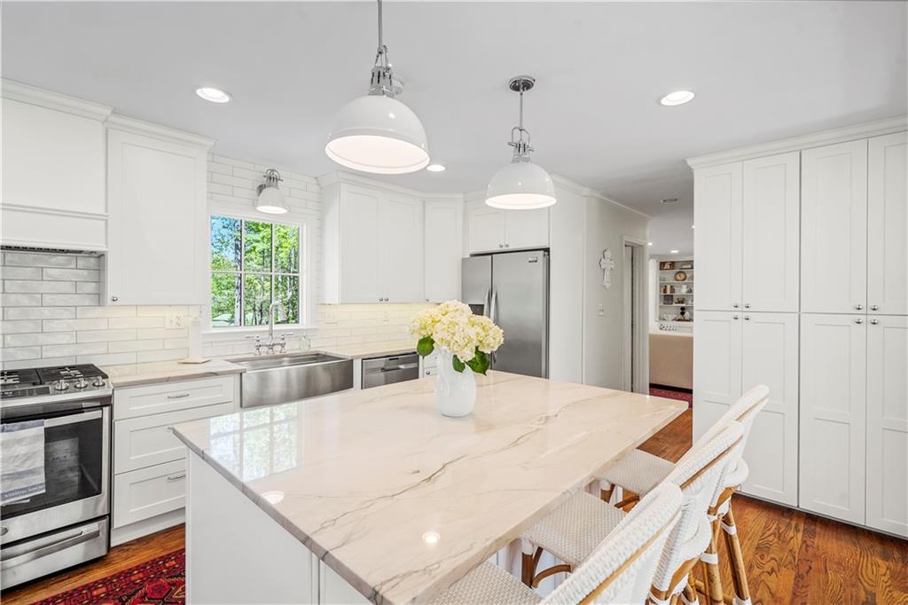 3562 Sunderland Circle NE