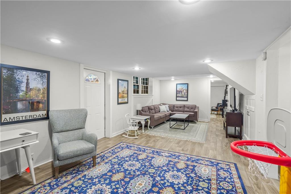 3562 Sunderland Circle NE