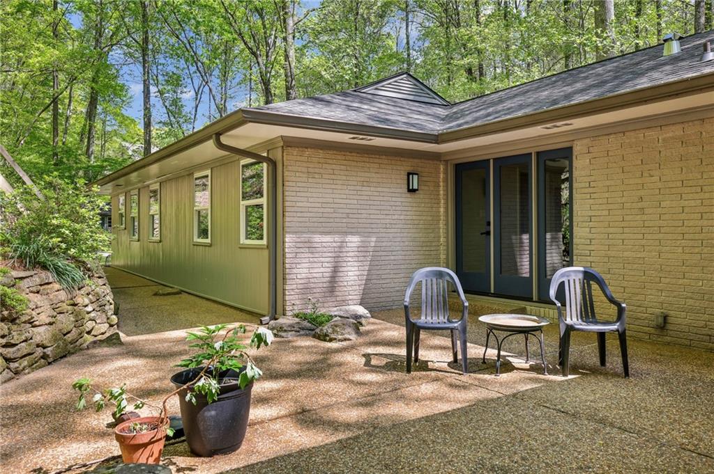 3311 Stillhouse Road SE