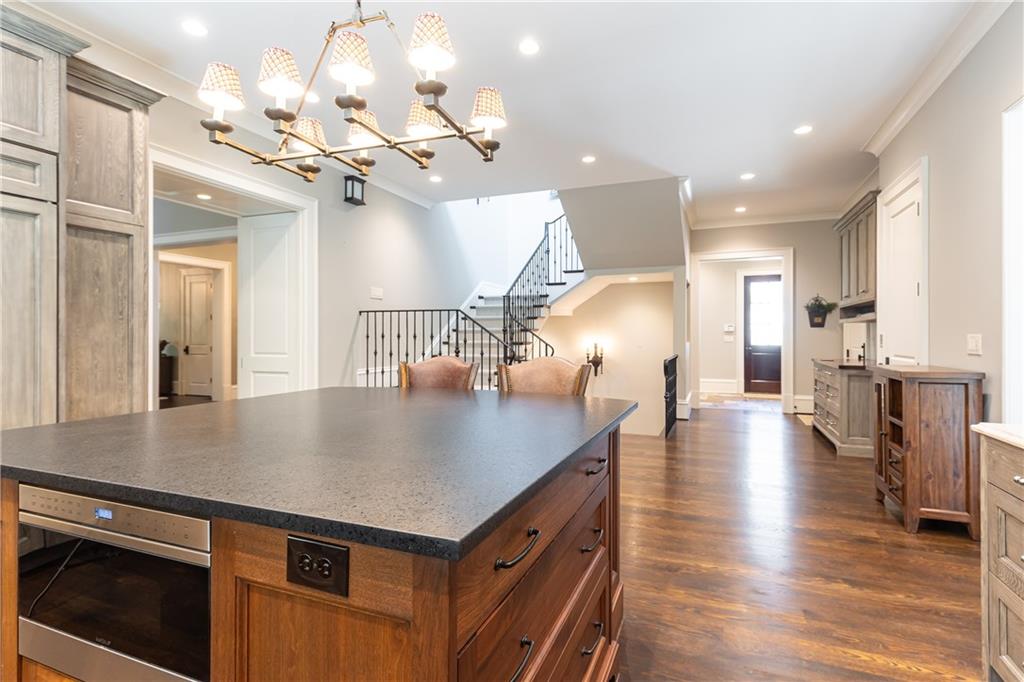 4266 Paces Ferry Road SE