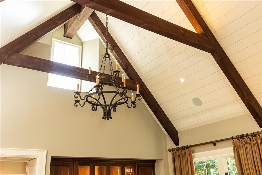 4266 Paces Ferry Road SE