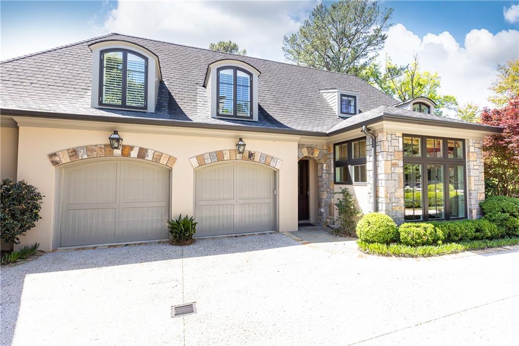 4266 Paces Ferry Road SE