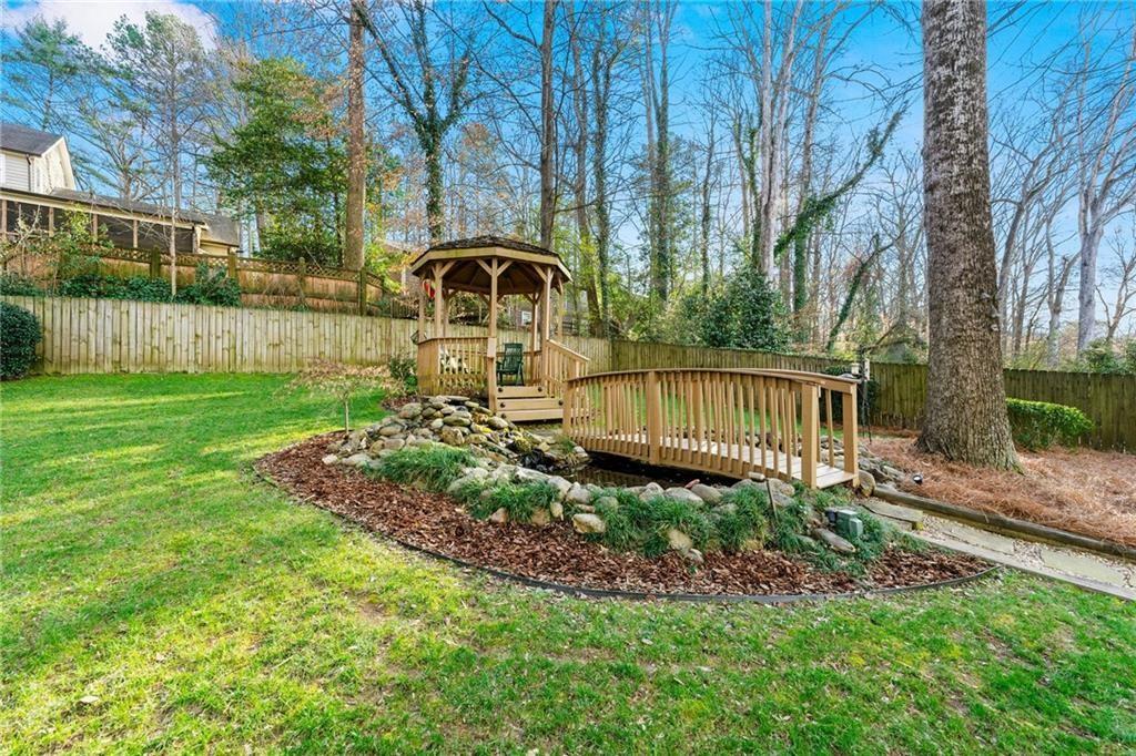 2580 Defoors Ferry Road NW