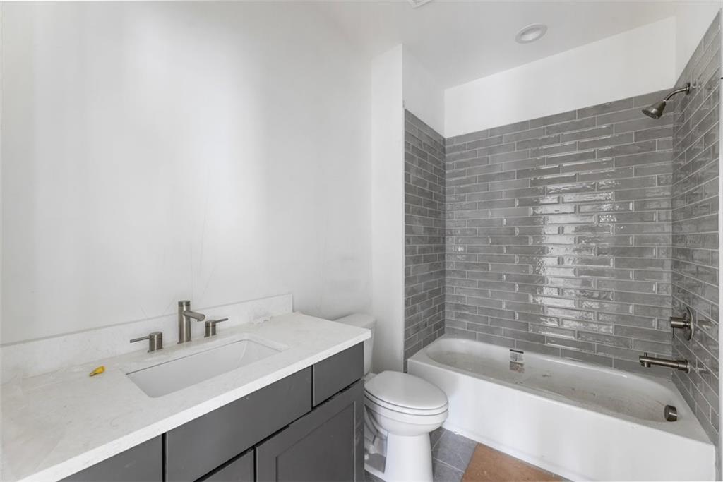 135 Alcovy Terrace