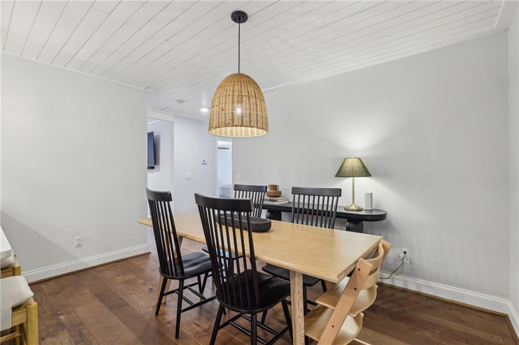 1079 Pinedale Drive SE